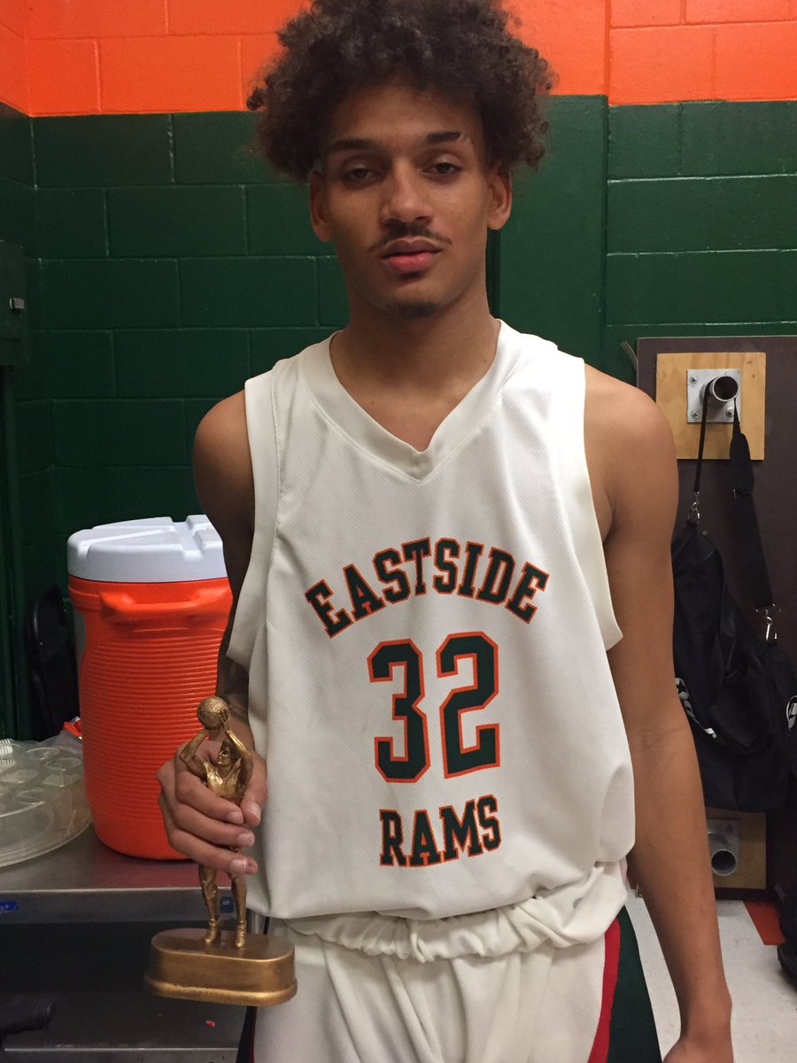 Corey Davis tweet media