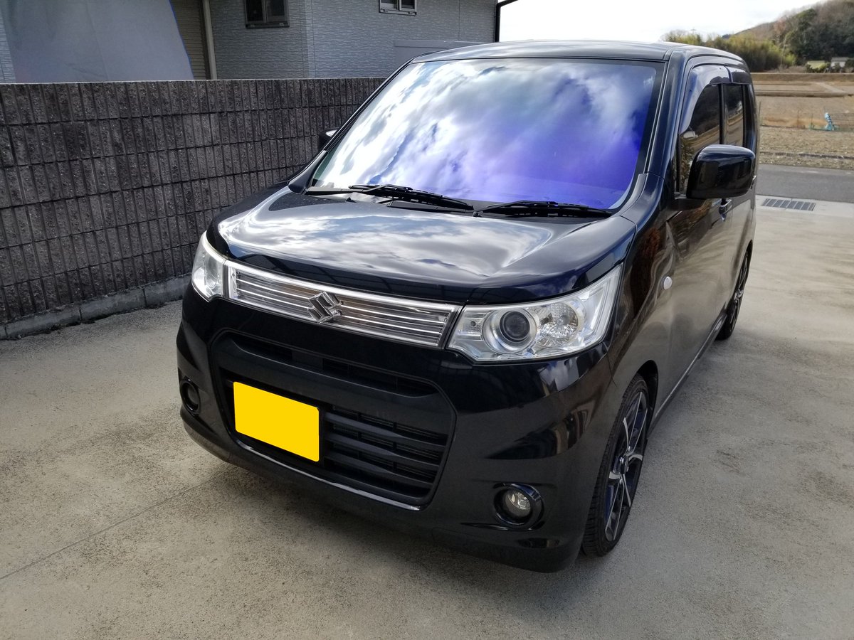 yu_sukastyle's tweet photo. ワゴンRと同時施工にてスティングレーのフロントにもシャインゴースト施工しました！
微妙に粗がでちゃいました((T_T))
また機会があればやらせてください… https://t.co/3GwAti1aGl