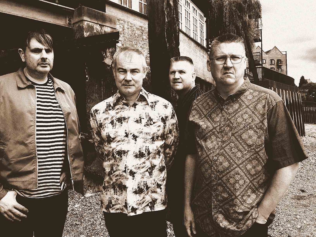 ShamelessPR_'s tweet photo. Australia's #ShackRadio plays the #indierock excellence of London's @TheWolfhounds. Give the station a listen anytime via https://t.co/bAv4VcdaZE
The band's latest album 'Electric Music' and more can be heard anytime at #Bandcamp ~ https://t.co/DjcUttexG0 @TURNTABLEFRIEND https://t.co/tU4Y6k5GxS