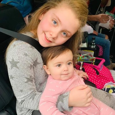LisaOzio's tweet photo. #NewProfilePic https://t.co/x5iwQeXAZg