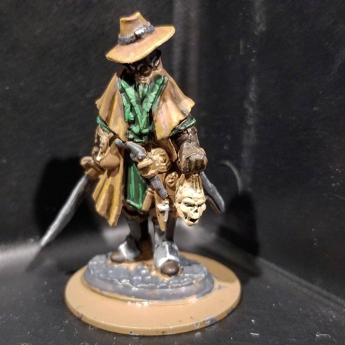 CraftNicks's tweet photo. Jacob Knochengard from Reaper Bones 4 Dreadmere.
#ttrpgs #ttrpg #tabletoprpg #craftingdm #crafts #craftnicks #reaperminiatures #reaperbones #reaperbones4
#miniatures #miniaturas #tabletopminiatures #tabletopminis #paintingminiatures #painting #dreadmere https://t.co/NFz5dzYEXy