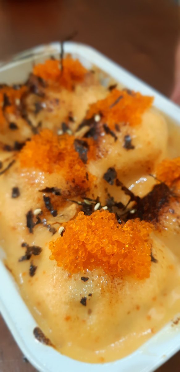 ershafd_2's tweet photo. @tastemadeid Males makan berat min, akhirnya ngemil Dimsum mentai Amarta aja
Btw ini termasuk ngemil ga sih 😋 https://t.co/3b3TKL5sBo
