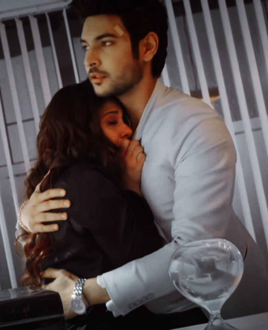 AishaRambles's tweet photo. Nothing just Rudra and Maya being there for each other.🤧
#RudraRoy #MayaJaiSingh #MayRa #Beyhadh2 #JenniferWinget #ShivinNarang https://t.co/6U9nBG6H4a