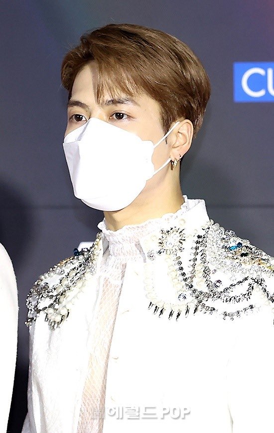 wanggallery's tweet photo. #GDA2021 https://t.co/Dl8U6h9ds1
