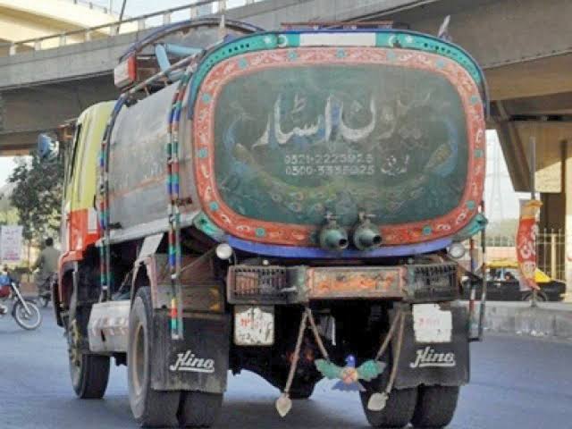 faizansiddiqi's tweet photo. Karachi relocation starter pack. https://t.co/7Z6FS2QgLn
