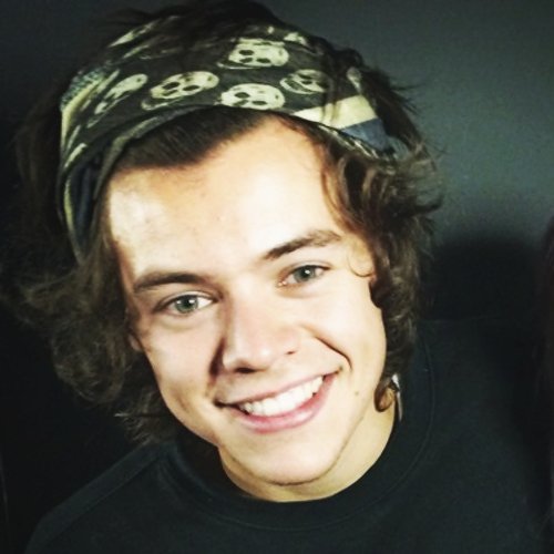 bandana Harry Styles~a thread