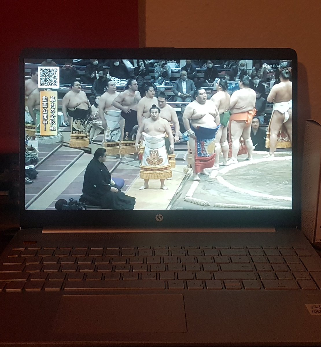 Kitsune_1990's tweet photo. Finally sumo again. Heart, what do you want more?! ❤😊
First tournament of the year. I'm happy and excited 🤩 but I'm also worried. 😰😐
頑張って!💪🏼💪🏼💪🏼
@butakojikimaru
#sumo #相撲 #sumotournament #grandsumo #大相撲 #grandsumotournament2021 #東京
#翔猿 #日本 #Japan #lovejapan https://t.co/8O6ePdIKYq