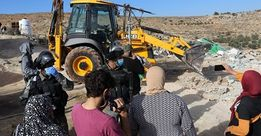 CarlosJrCollaz3's tweet photo. John SmithThe Crimes of Israel
https://t.co/mel2et9yLh...
‘They took everything from me’: Israel destroyed his house. A month later they shot and paralyzed his son. – Mondoweiss
https://t.co/XgUII1mQVV https://t.co/S5hweeTlzh