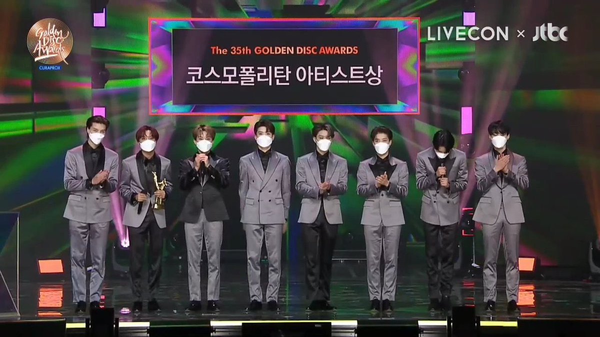 nct_charts's tweet photo. .@NCTsmtown_127 winning Cosmopolitan Artist at the 35th Golden Disc Awards. https://t.co/pDn7eEmpuY