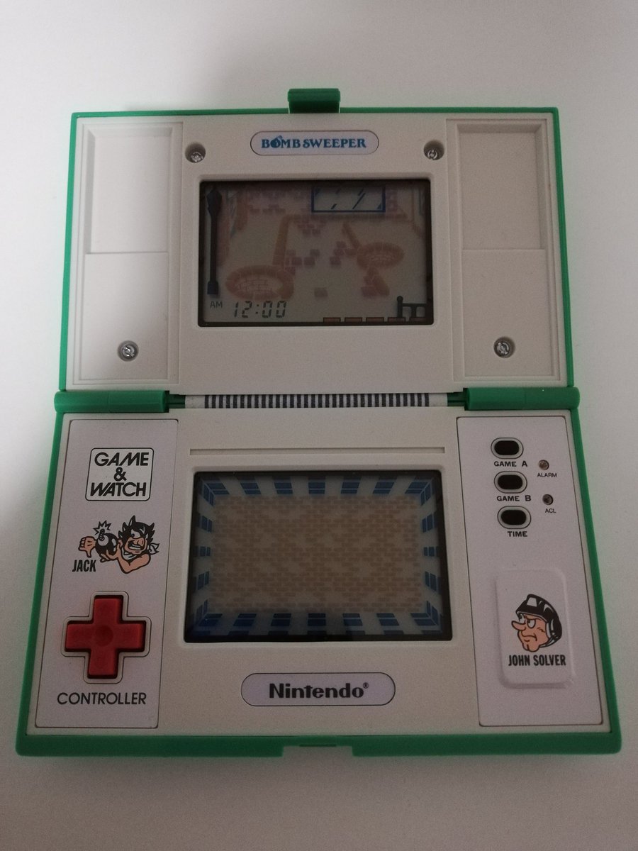 droibado's tweet photo. My Top 10 dedicated handhelds
4/10

#BombSweeper
1987
#Nintendo
#GameAndWatch

#RETROGAMING 
#videogames https://t.co/4pQ7mlKc0Y