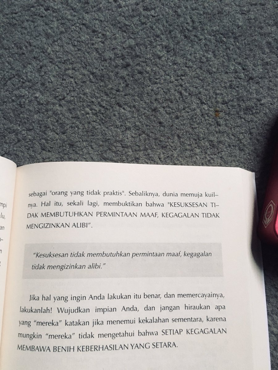 ilhamyazid9's tweet photo. “Kesuksesan tidak membutuhkan permintaan maaf,kegagalan tidak mengizinkan alibi” https://t.co/Q6cxZ3XfnD