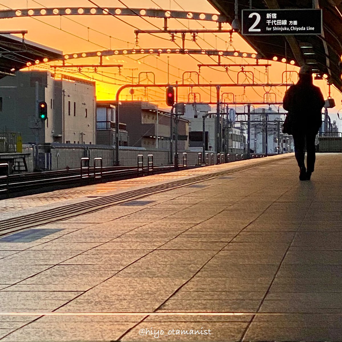 hiyo_otamanist's tweet photo. #夕焼け 🚉ホームからの景色 #mysky #イマソラ #sunsetjp https://t.co/NAB32FD3uA