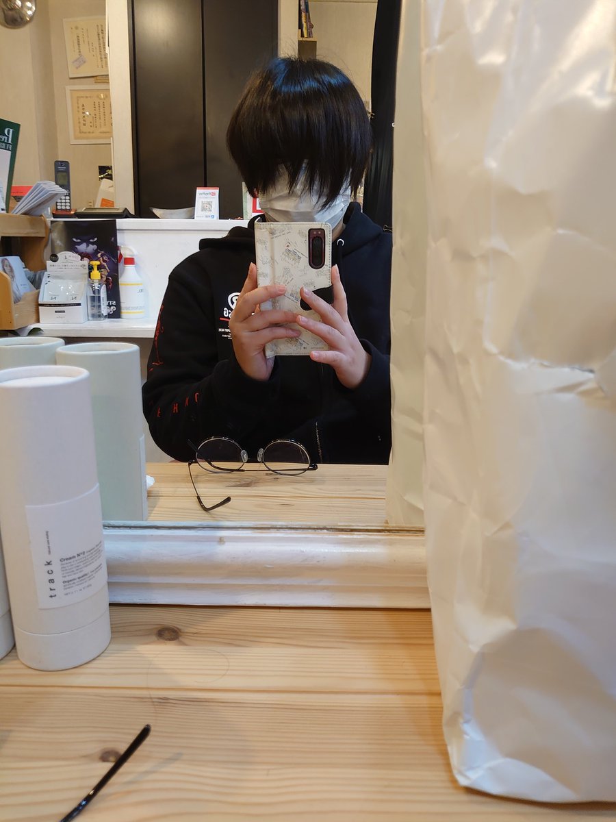 jmajna0518's tweet photo. 1年間よく切らずに頑張った前髪(これしか言うてない)
これがこうじゃ|ω･`) 
 成人式\( ˙꒳​˙  )/ https://t.co/A2EQP4Ewcz