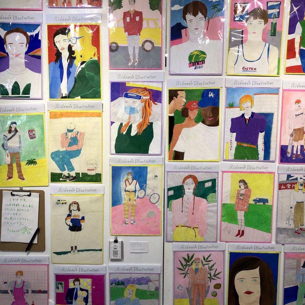 半 袖 The Blank Galleryで New Year Group Show Paper Works を見てきました ワカヤマリダヲさん Ridawo と霜田哲也さんの作品 リダヲさんの絵を見てたらコンビニのビニール袋を持ったおじさんが 変わってるな 変わった絵だ これ描いたの男かな