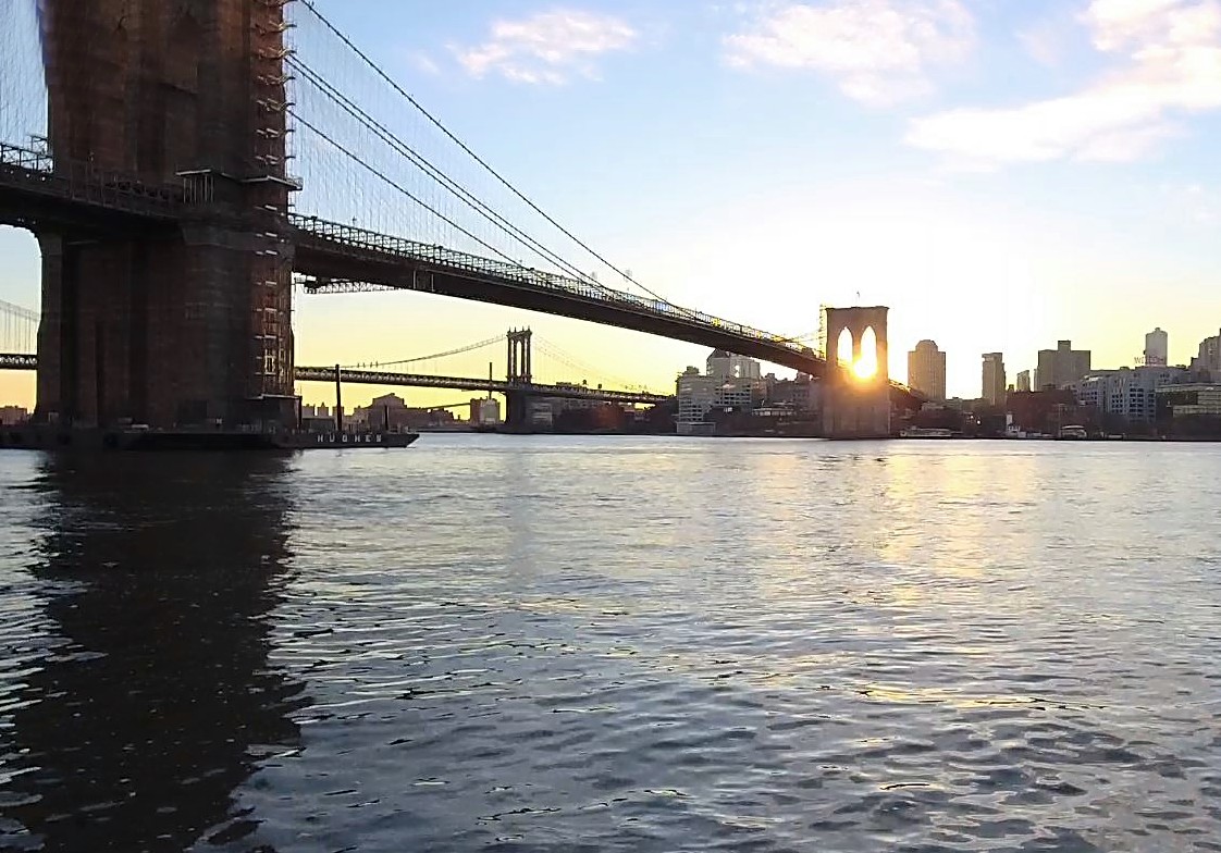 squibmo's tweet image. Good Morning!!! This is todays #sunrise in #NewYorkCity #NewYork #babyitscoldoutside #Bridge #NorthAtlanticocean #ocean #Water #Sky #skylines 💙🥶😷🧥