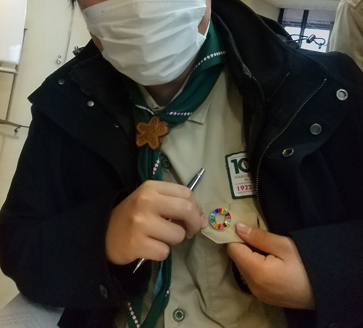 kabu8dan's tweet photo. スワロフスキー型のSDGsバッチ貰ったスカウト！1位おめでとう♪入らないならいつでも受け付けますよ〜 https://t.co/mds7kLi2An