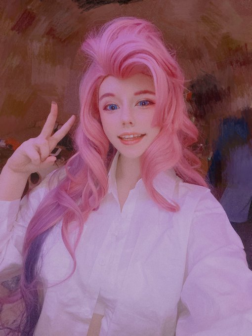 How is your weekends? I&rsquo;m under preparation my new costumes and also work even on weekends!   All my<a href="/tag/cosplay"class="tags"><span>#cosplay</span></a><a href="/tag/leagueoflegends"class="tags"><span>#leagueoflegends</span></a><a href="/tag/seraphine"class="tags"><span>#seraphine</span></a><a href="/tag/kda"class="tags"><span>#kda</span></a>