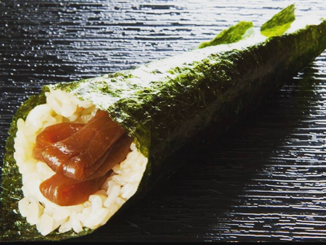 【天然本まぐろ　ありそ鮨し】
-グランスタ東京店-

こんばんは❄️
明日は都内でも雪の予報が出ており、
寒さが増しておりますね☃

詳細は▷▶︎▷▶︎【instagram.com/p/CJ3bw9fnSJY/…】

#ありそ鮨し #ありそ鮨 #鮪 #寿司 #グランスタ東京 #東京駅 #すし #東京グルメ #江戸前寿司 #寿司屋 #日本酒