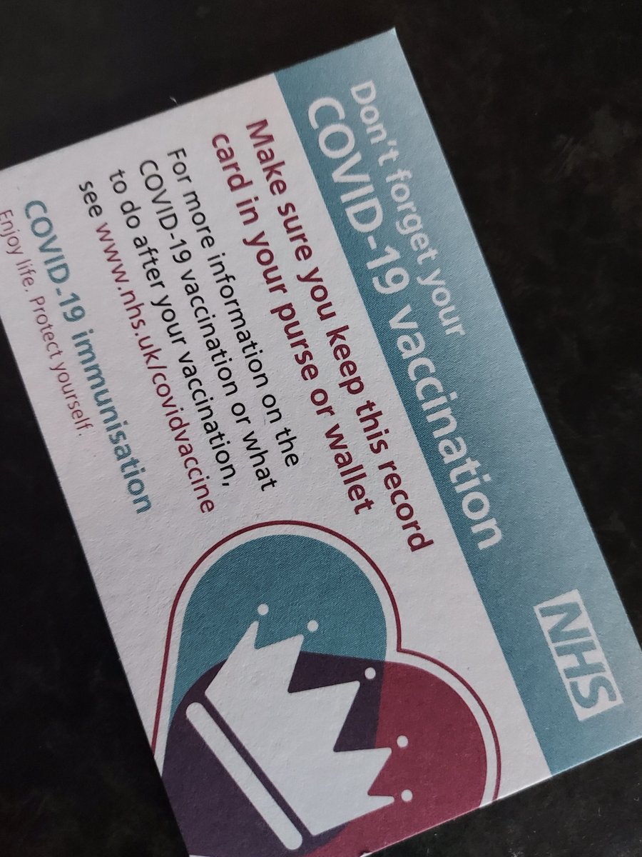 Stephan88503258's tweet photo. Proud to have had my first covid-19 vaccination. The staff hub was really well run and a kind dr took the time to discuss my history of severe allergy first. 👍 2 days ago now and no side effects. https://t.co/xJtOv6BgR6