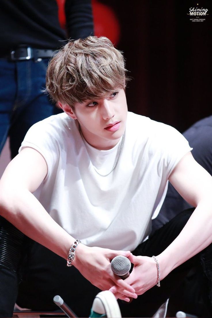 Inthupha2's tweet image. นี่คือเพลงเเรกที่ฟังตั้งเเต่เป็น อากาเซ  เมนคนเเรกของฉัน😊
วงเเรกที่รู้จัก การเป็นติ่งครั้งเเรก
ไม่ว่าจะอะไรๆ got7ก็คือครั้งเเรกของเรา นับต่อเเต่นี่ไป พวกเธอทั้ง7 จะเป็นความทรงจำที่ดีใน1ชีวิตของเด็กคนหนึ่ง
คิดถึงพวกเธอเสมอนะ😔🙂
#GOT7FOREVER