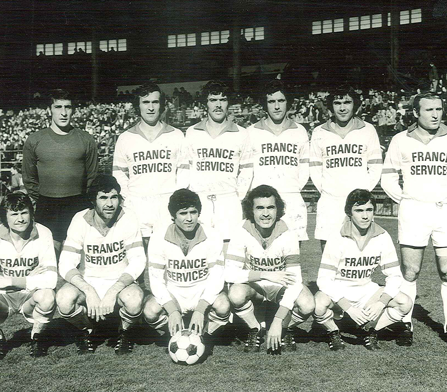 Dès sa création, le club peut évoluer en D2 pour la saison 1970/1971.L’US Toulouse va alors s’établir durablement à ce niveau, en terminant régulièrement en milieu de tableau, si l’on excepte la très belle saison des violets en 1974, où ils ont finit à la troisième position.