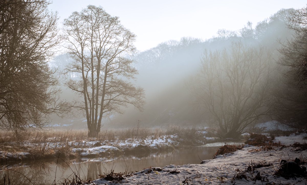 JonD08's tweet photo. Out making the most of the last bit of winter, found a lovely area we’ll definitely go back to.
.
.
#fujifilm #fujiholics #fujixt2 #lancashire #lancashirelife #igers #igersnorthwest #ribblevalley #landscapes https://t.co/jFLipPNWbV