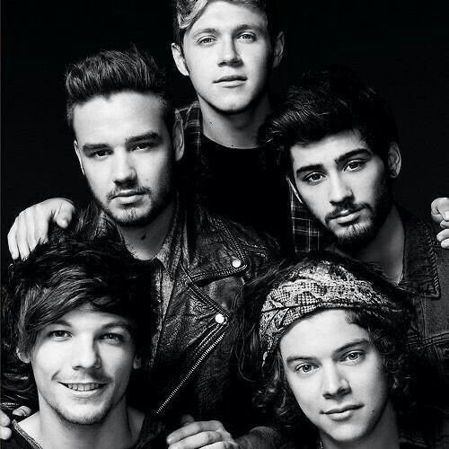 francystyless's tweet photo. Mi posso limitare solo a dire GRAZIE!
Sono la mia vita, sono tutto, sono la mia infanzia, il mio presente e il mio futuro. #LPFinalAct #LPShowAct4 #LPTheFinalAct #LPFinalAct4 #OneDirection https://t.co/EoKMxJZCmW