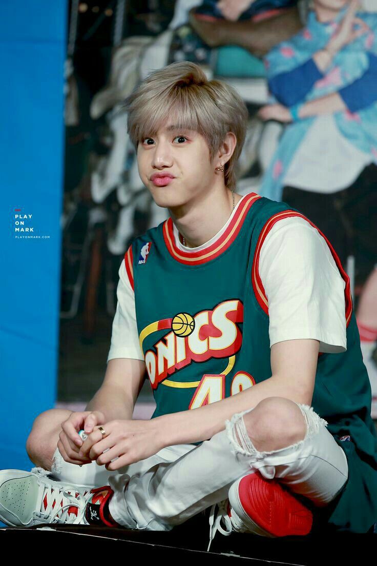 Inthupha2's tweet image. ถึงเมนคนเเรกขอฉัน Marktuan💚
เธอคือเมนของเเรกของฉันในชีวิต 
นับต่อเเต่นี้ ขอให้เธอมีความสุขมากๆ
ทำชีวิตตัวเองในเเบบที่อยากเป็น หมดโควิดเเล้ว อย่าลืมมาเที่ยวที่ไทยนะ🙂
จริงๆเเล้วเราว่า พวกเธอยังไม่หายไปไหน ยังอยู่ในใจพวกเราเสมอ
 #GOT7FOREVER