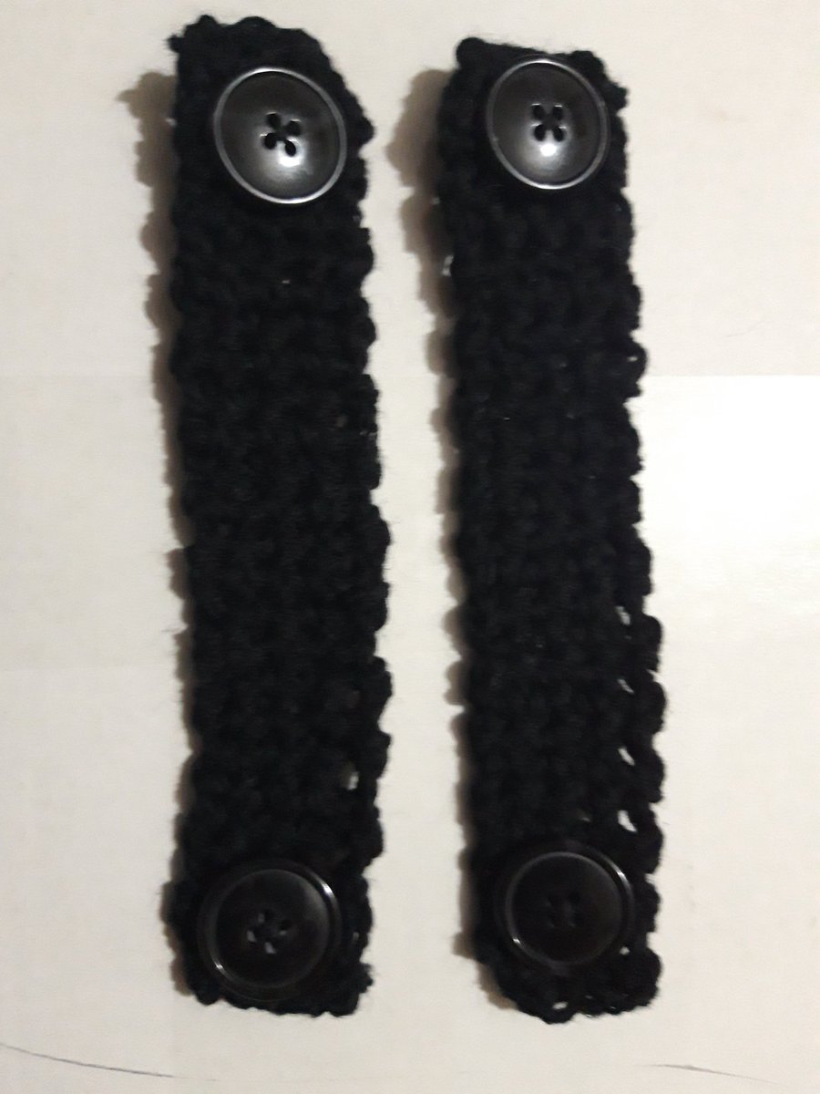 spurlies's tweet photo. Two bespoke orders for ear savers completed this week. 
Being #safe does not have to mean being uncomfortable!
All sizes £1. Available in kids and small, medium or large adults.
#crochet #unique #handmade https://t.co/B3LNjl8xNZ