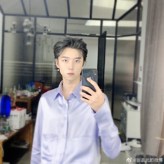 PK_89Shop's tweet photo. 张嘉元 Zhang Jiayuan จางเจียหยวน
🎂2002.1.8
สูง: 185 ซม.
WB : 张嘉元的微博

🔅ผลงาน🔅
The Coming One Superband สมาชิก วงกาแล็กซี่ 
ตำแหน่ง กีตาร์

#CHUANG2021 https://t.co/YGyceNXpWe