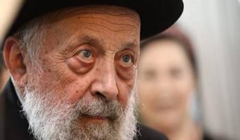 and warning them that although they feel that America is different than past Gentile nations, the German Jews felt the same. Only time will tell if America will be unique and not turn on its Jews, but if history is our guide, than this introductory page is instructive. 9/10