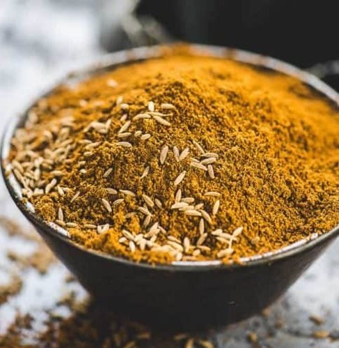 LCayyn's tweet photo. Cumin is an essential spice for curries and chutneys. It works well in rice dishes, stews, soups, breads, pickles, barbecue sauces, and chili con carne recipes. 
It is favored by vegan cooks as it adds a savory, meaty quality to dishes.
Read more➡️https://t.co/X24PGEOQnN
#imk221 https://t.co/i7RSjcav2V