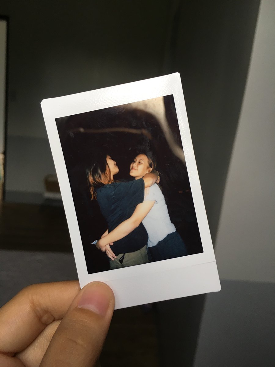 emqpscl's tweet photo. hi do we look cute together:> https://t.co/kKFTJHP1K4