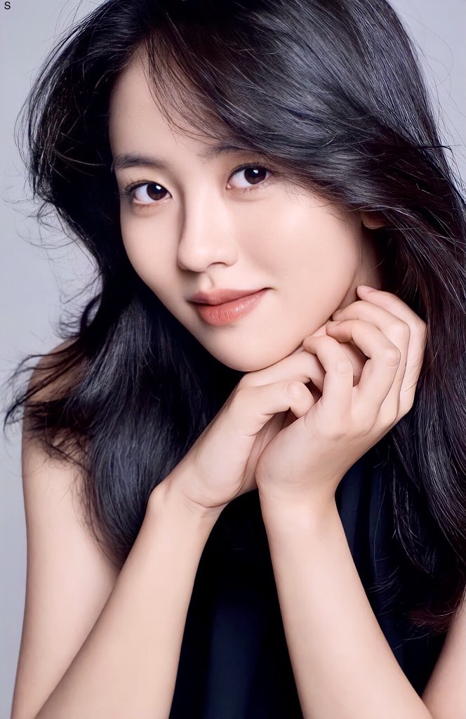 ECPV1's tweet photo. My Baby ,

#김소현 #KimSoHyun https://t.co/kndpgfhQhk