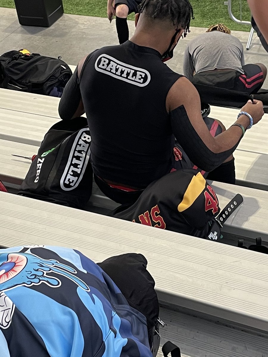 Class of 21’ 
Julian Dedman 
3 ⭐️ 
Running back 
Upland C.A.