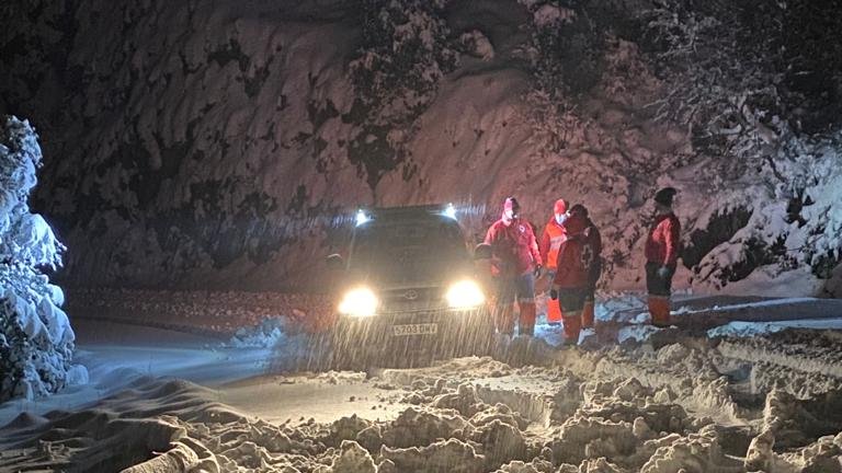 Sólo durante el día de ayer, activamos más de 150 personas voluntarias y técnicas y 52 vehículos de apoyo en todo Cataluña. La ocupación de las plazas de albergues por la #Oladefrio ha sido del 95%, con 264 plazas ocupadas. #Filomena