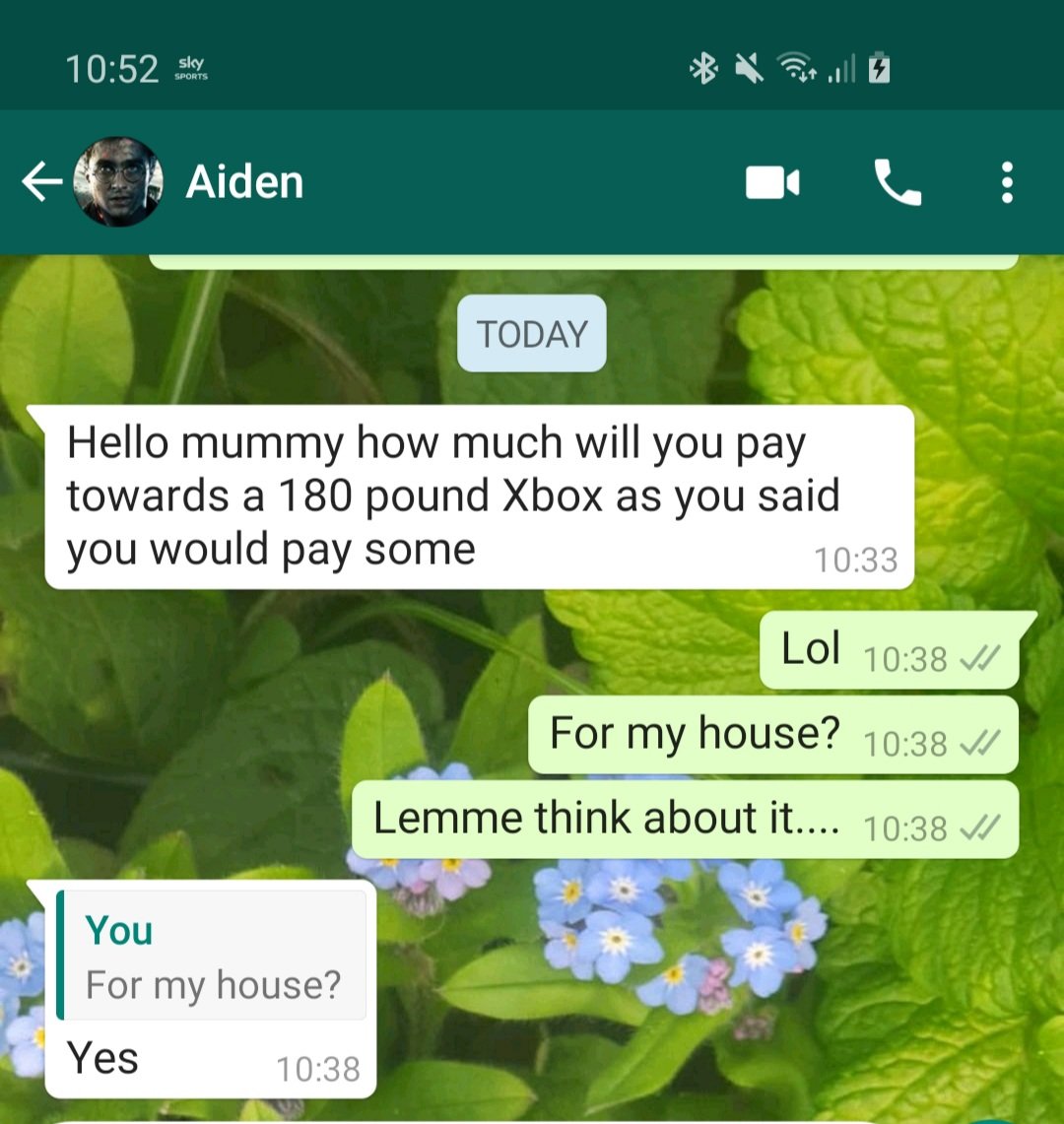 Melanie Gerlis tweet media