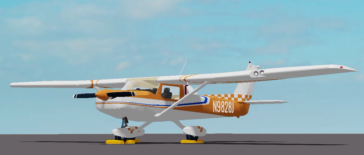 flying_m0's tweet photo. Cessna 152 Aerobat time 😳

#Roblox #RobloxDev https://t.co/rqY95tsCG6