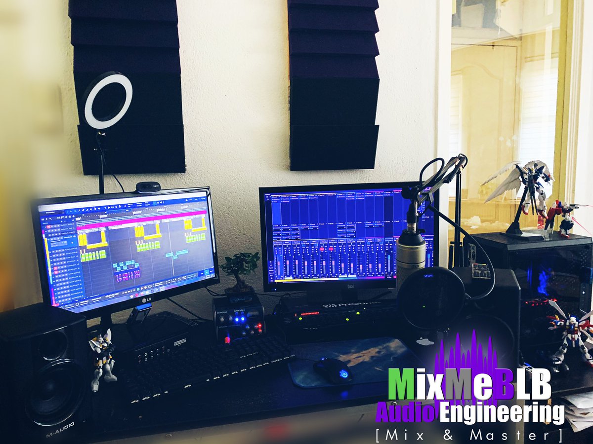 My lil studio 

#mixmeblb #mixengineer #audioengineer #mixandmaster #audio #music #plugins #wavesplugins #daw #studioone #sound #hiphop #rnb #homestudio #studio #mixstudio #roomstudio #recording #recordingstudio #getthejobdone #studiosetup