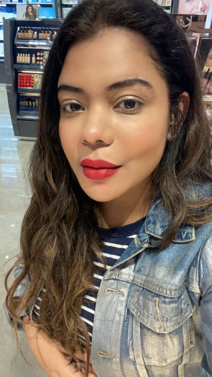 rohini_sgh's tweet photo. 1,2,3 or 4? Which lipstick should I buy? https://t.co/falmiSt1i6