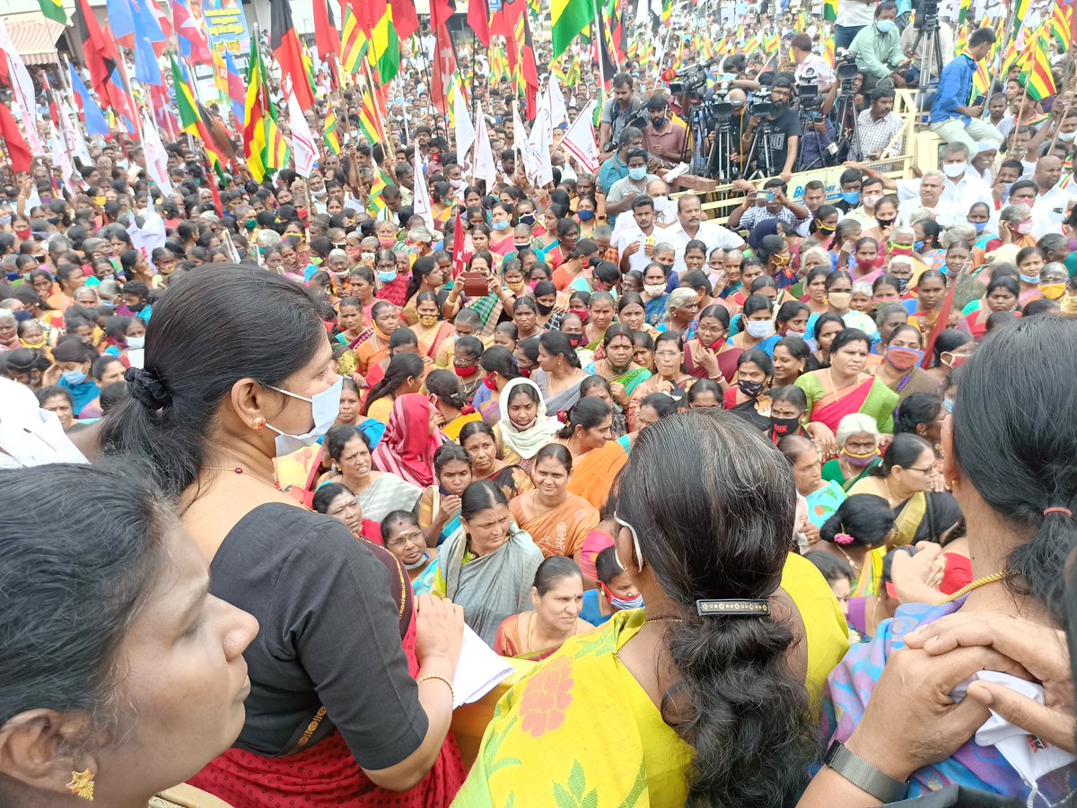 KPrabhuraj's tweet photo. பொள்ளாச்சி பாலியல் வன்கொடுமைகளுக்கு நியாயம் கிடைக்க வேண்டும்
- கனிமொழி எம்.பி வலியுறுத்தல்
@KanimozhiDMK | @arivalayam | #PollachiHorror | @CMOTamilNadu https://t.co/9Kj7gUjURw