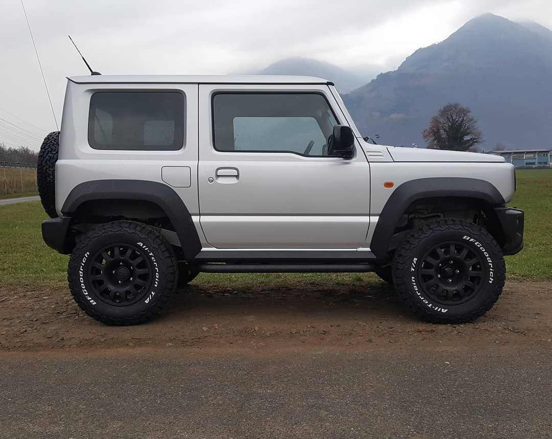 Escribe email Estado al exilio suzuki jimny alloy wheels Gárgaras