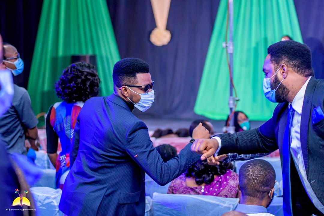 inspiration_org's tweet photo. This year God wants you to be your best self, beginning by nurturing your relationship with Him. God wants to invade every area of your life,but you need to deliberately Press the Refresh button in every area of your life.
#ILCC #SundayService #Refresh #PressRefresh #Highlights https://t.co/Fs3pMh0yj9