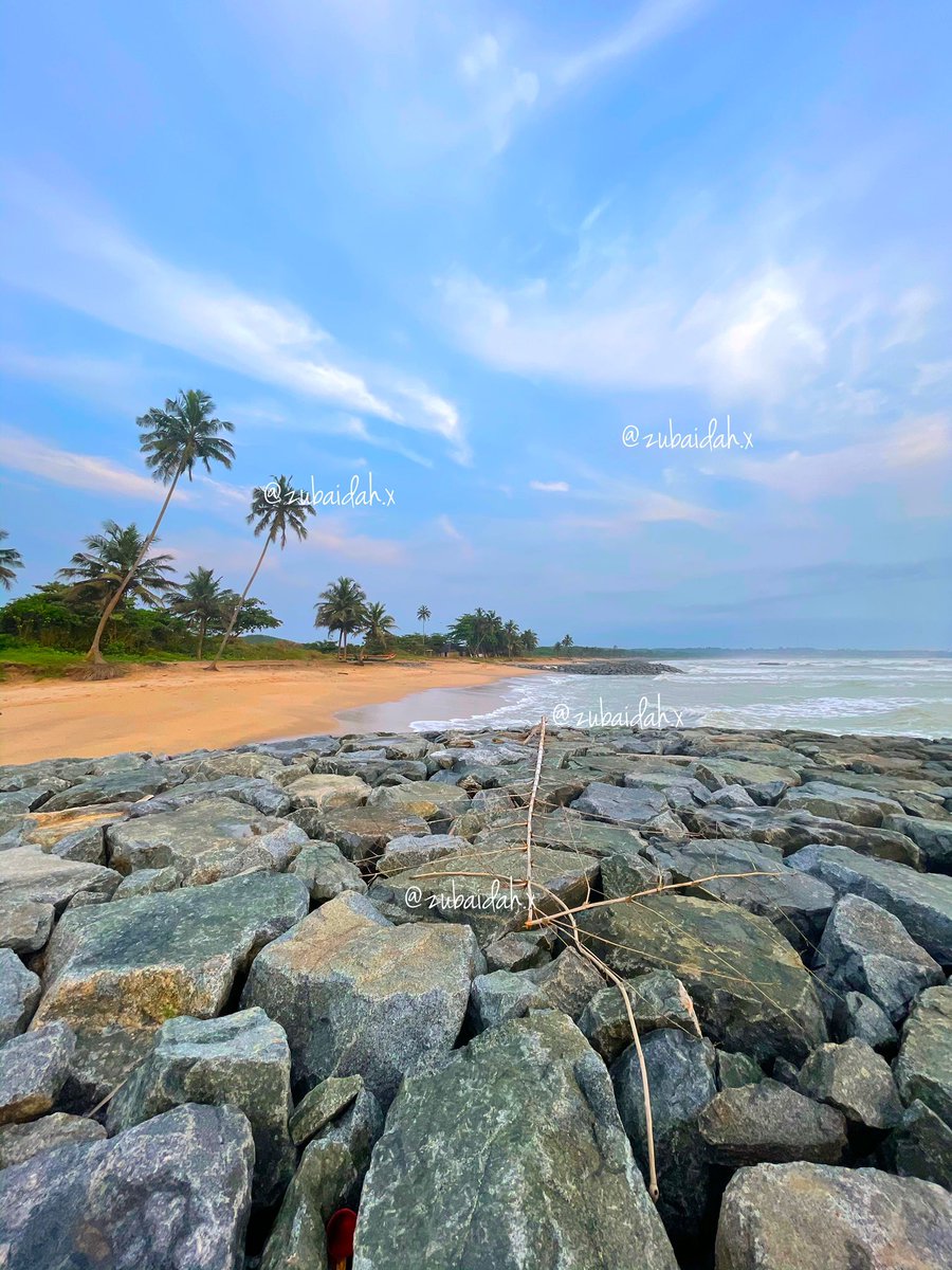 The beach (I personally didn’t see any, but apparently there are the occasional oil deposits on the beach. That, unfortunately is beyond the administration's control)