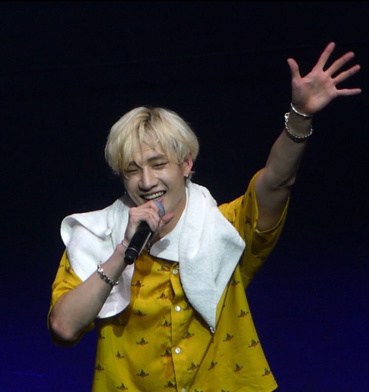 skz smiling (@smiley_skz) on Twitter photo 