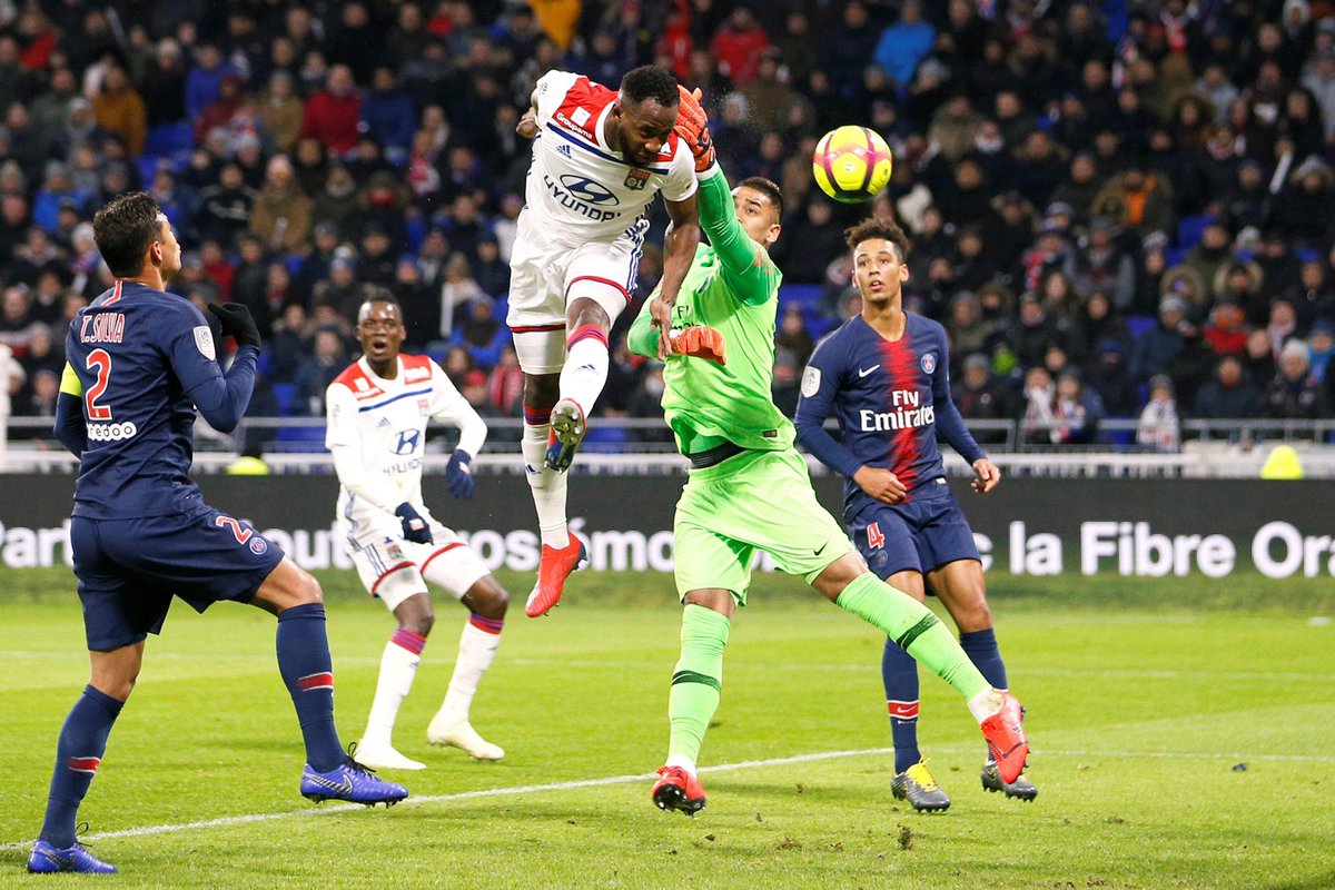 A powerful and composed finisher, Dembélé is capable on both feet and provides a strong aerial threat in front of goal. His pace and brute strength will give Atlético Madrid a big target to aim for in the box with the likes of Carrasco, Correa and Félix delivering balls in.