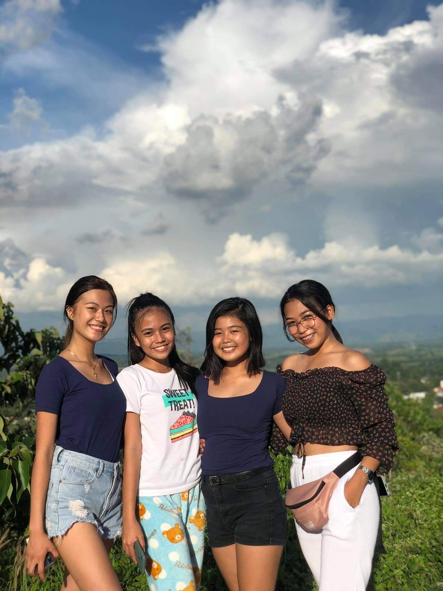 Xialemar2's tweet photo. #Plasticfriend
@clairecpltn @mirikoks11 @cayle_katty https://t.co/xLoAazNs2X