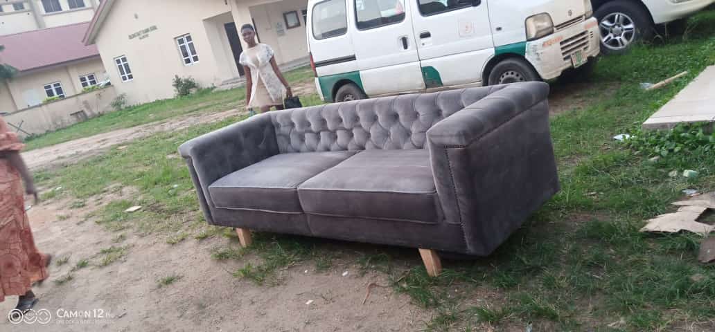 Wunmi224's tweet photo. I sell good, quality and exquisite local made furnitures you'd love. From sofas, wardrobes, cabinets, office furnitures to all kinds of bed... https://t.co/dmlaSYz6NP