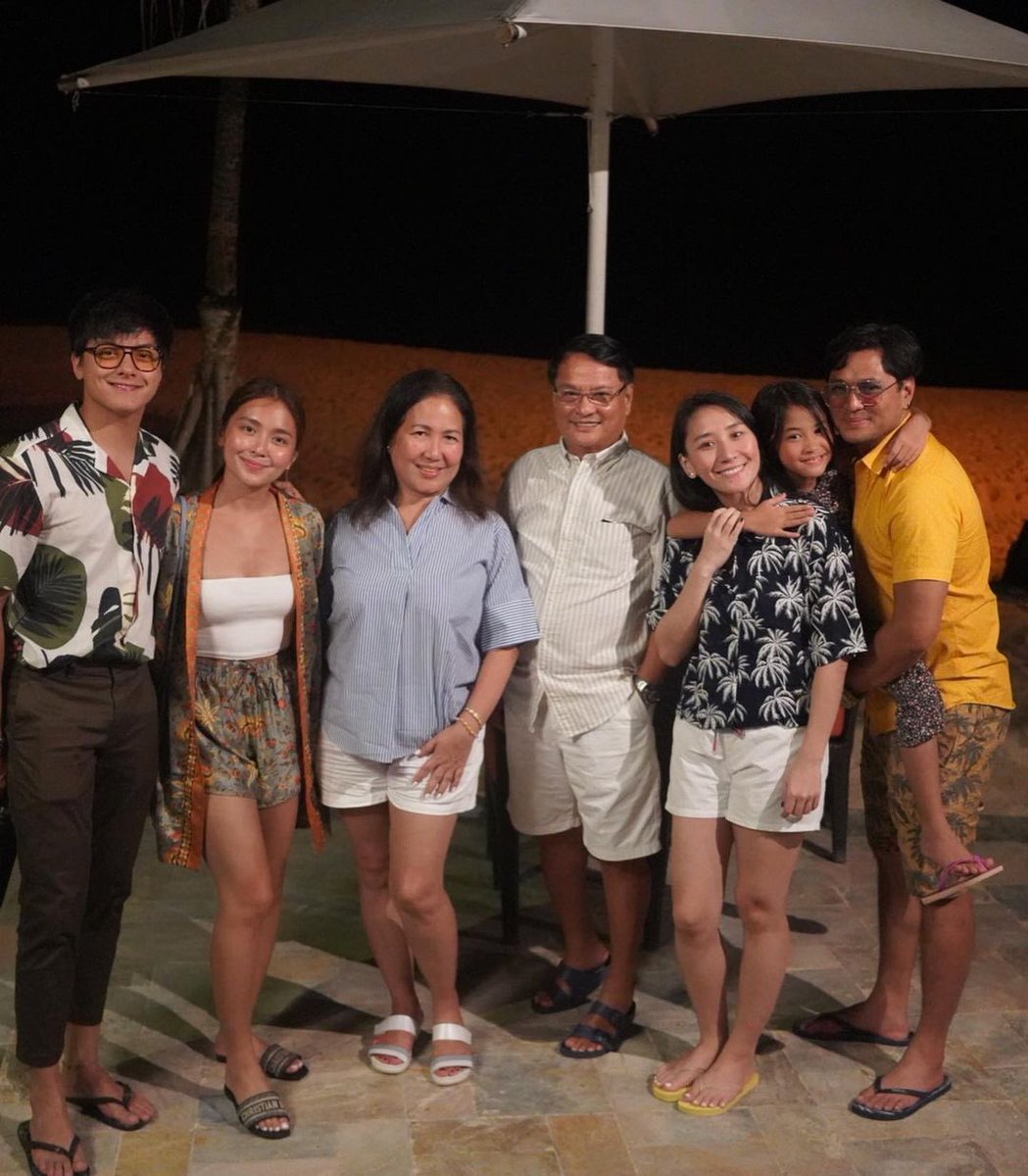 imcha29's tweet photo. Sarap sa eyes na makita si Daniel with the Bernardos. 🥰💙 Yung puso ko nagme-melt! https://t.co/rEhEIFPf1N