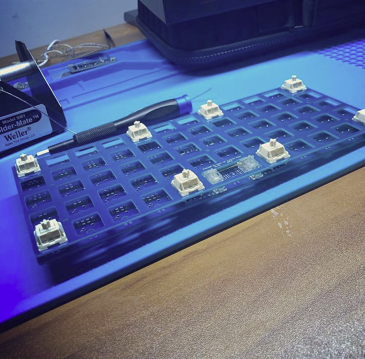 Herner's tweet photo. #AutonomousNewYearResolution Continue Learning New Things (Soldering Tech Improvements) https://t.co/tjpcjEjlu8